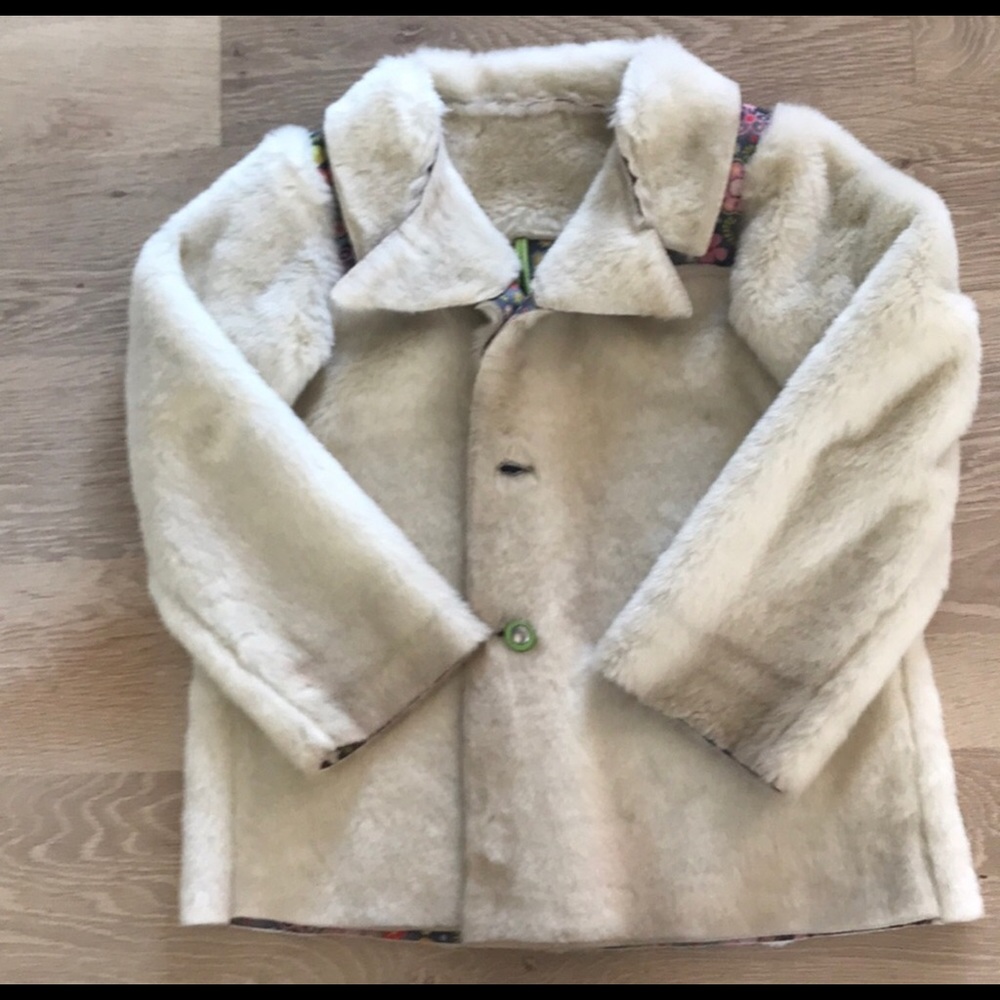 fur coat